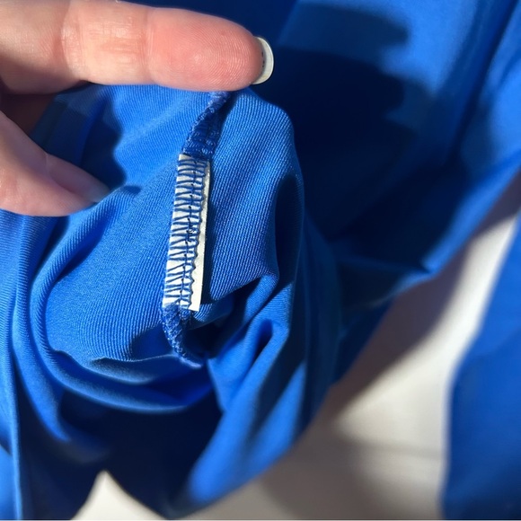 Nike Swim Dri Fit Long Sleeve Rash Guard Shirt. Size Medium. UPF 40+ Blue - Picture 5 of 10